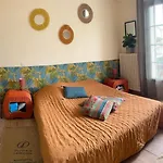 Villa Maison Mediterraneenne Proche Du Coeur De Ville, Avec Piscine *