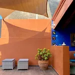Maison Mediterraneenne Proche Du Coeur De Ville, Avec Piscine Villa