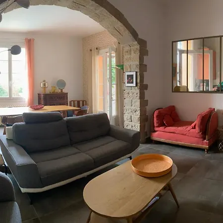Villa Maison Mediterraneenne Proche Du Coeur De Ville, Avec Piscine