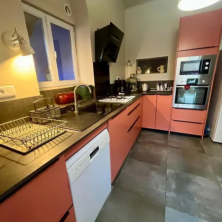 Vila Maison Mediterraneenne Proche Du Coeur De Ville, Avec Piscine